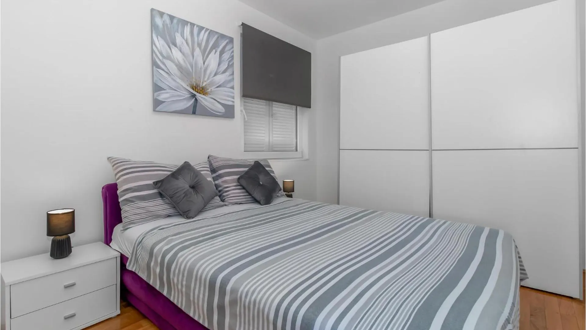 2 Bedroom Lovely Apartment In Dramalj