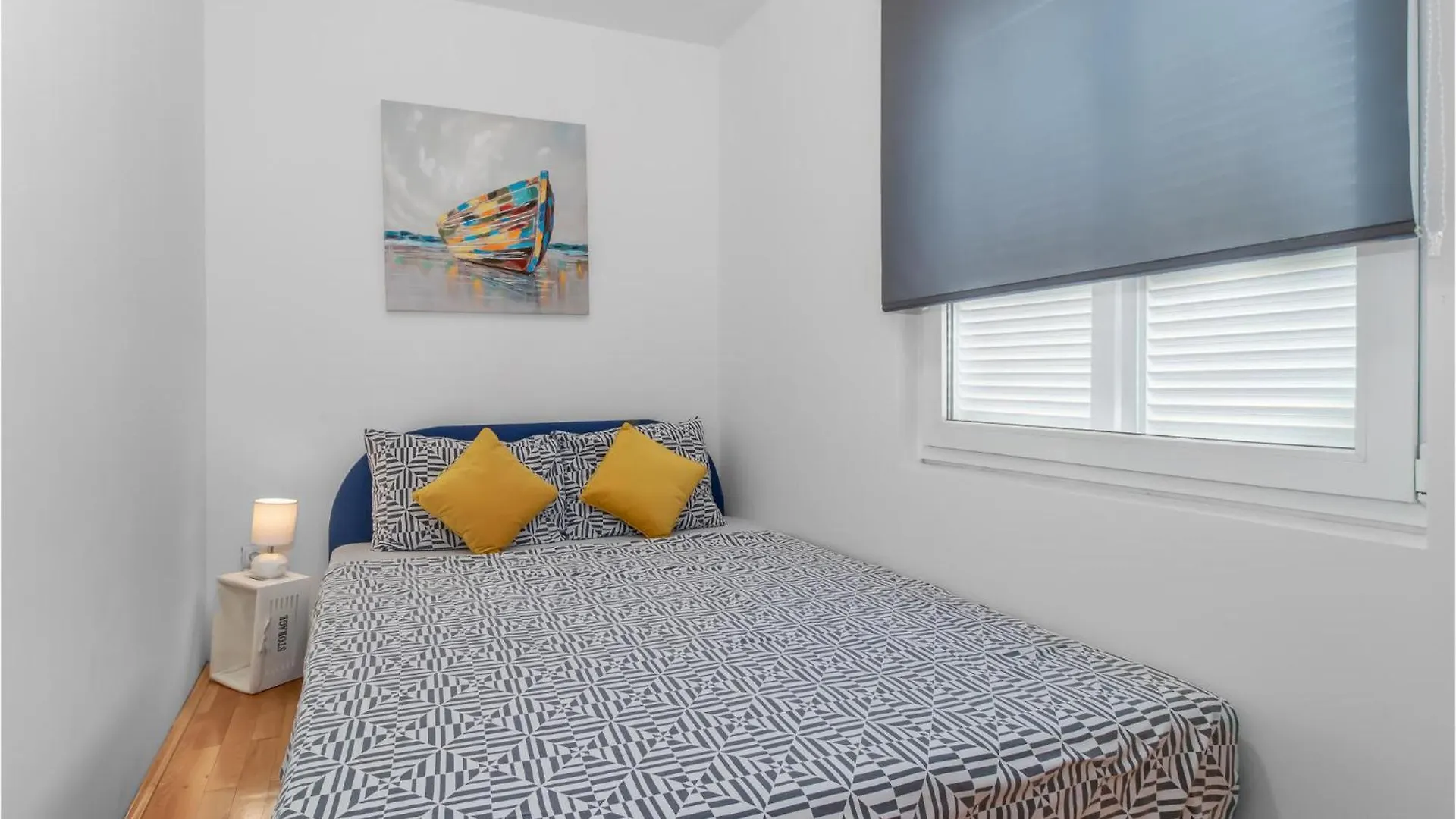 2 Bedroom Lovely Apartment In Dramalj