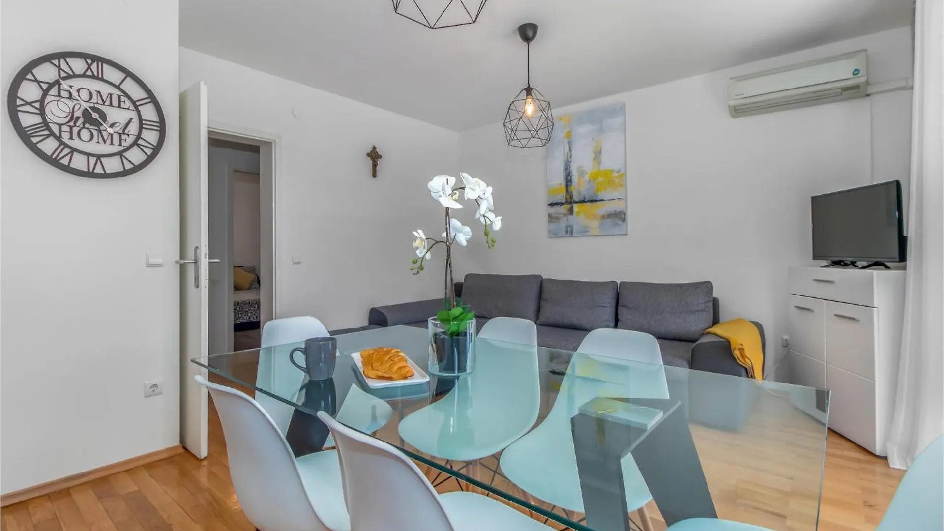 2 Bedroom Lovely Apartment In Dramalj Croatia